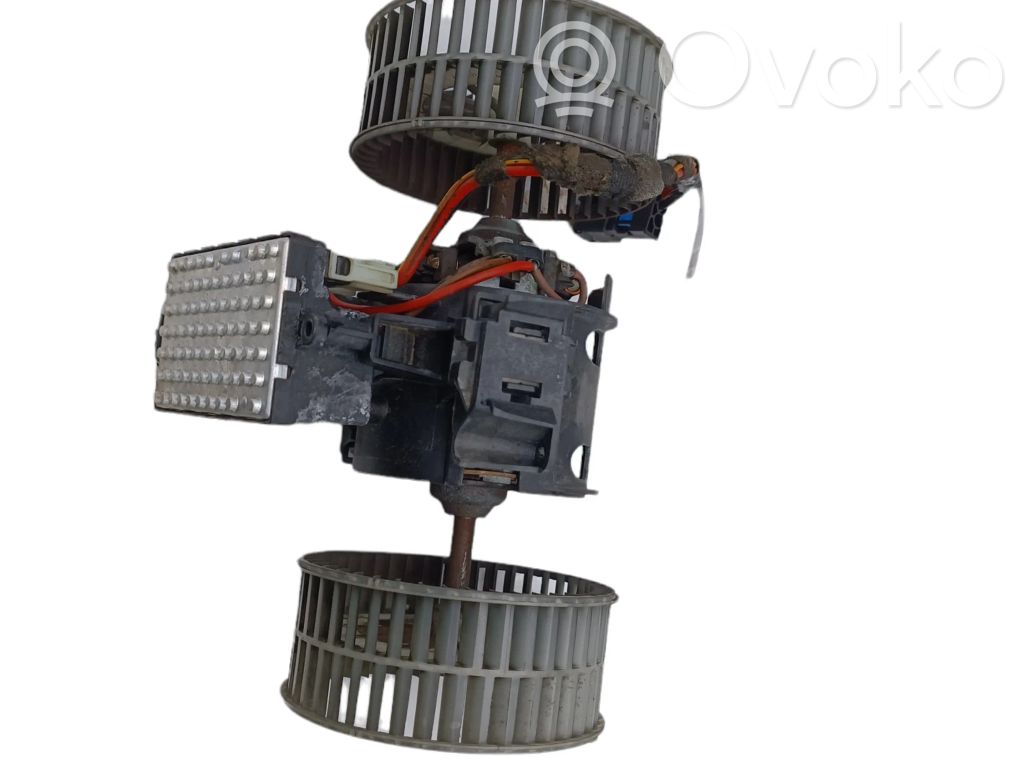 Mazā radiatora ventilators   235141,6934972