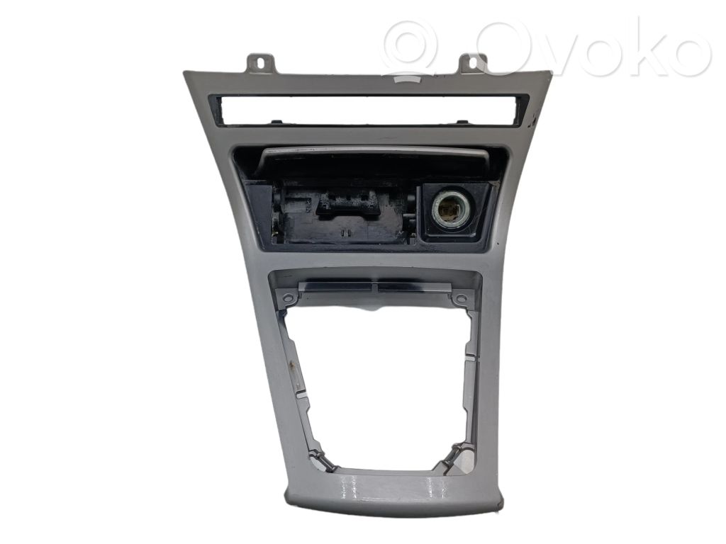BMW X3 E83 Gear shifter surround trim plastic 