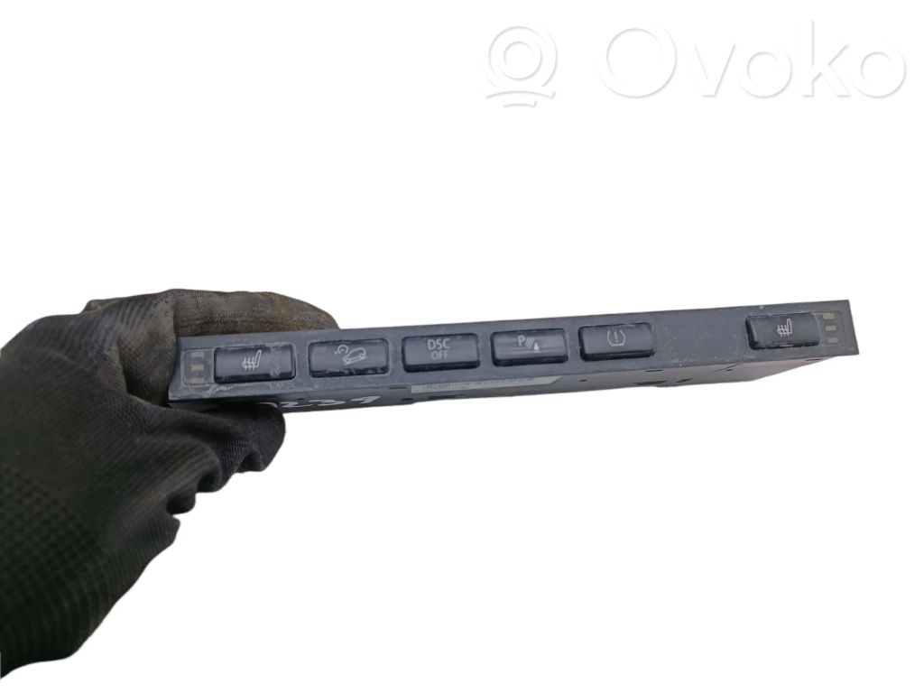 BMW X3 E83 A set of switches 