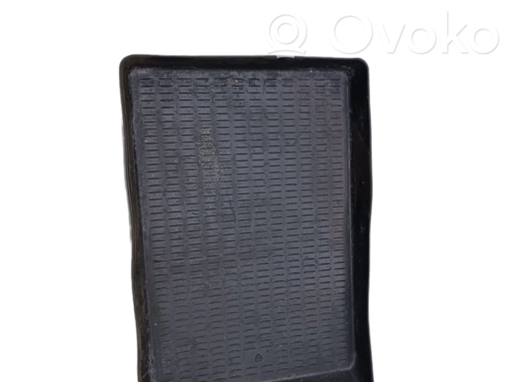 BMW X5 E70 Glove box pad 