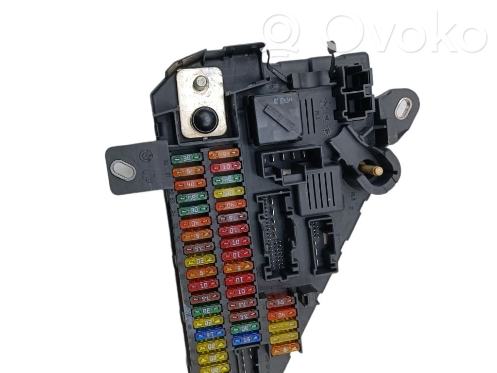 BMW 5 E60 E61 Fuse module 
