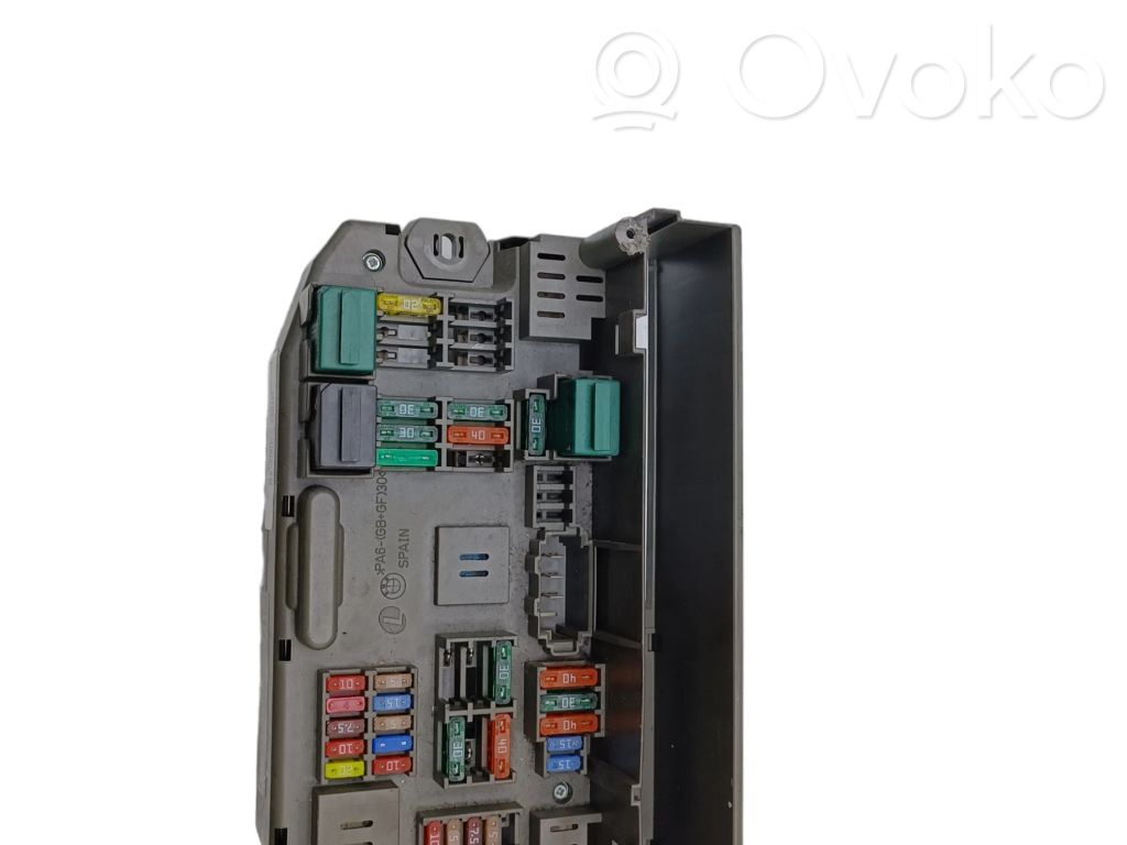 BMW X5 E70 Fuse module 