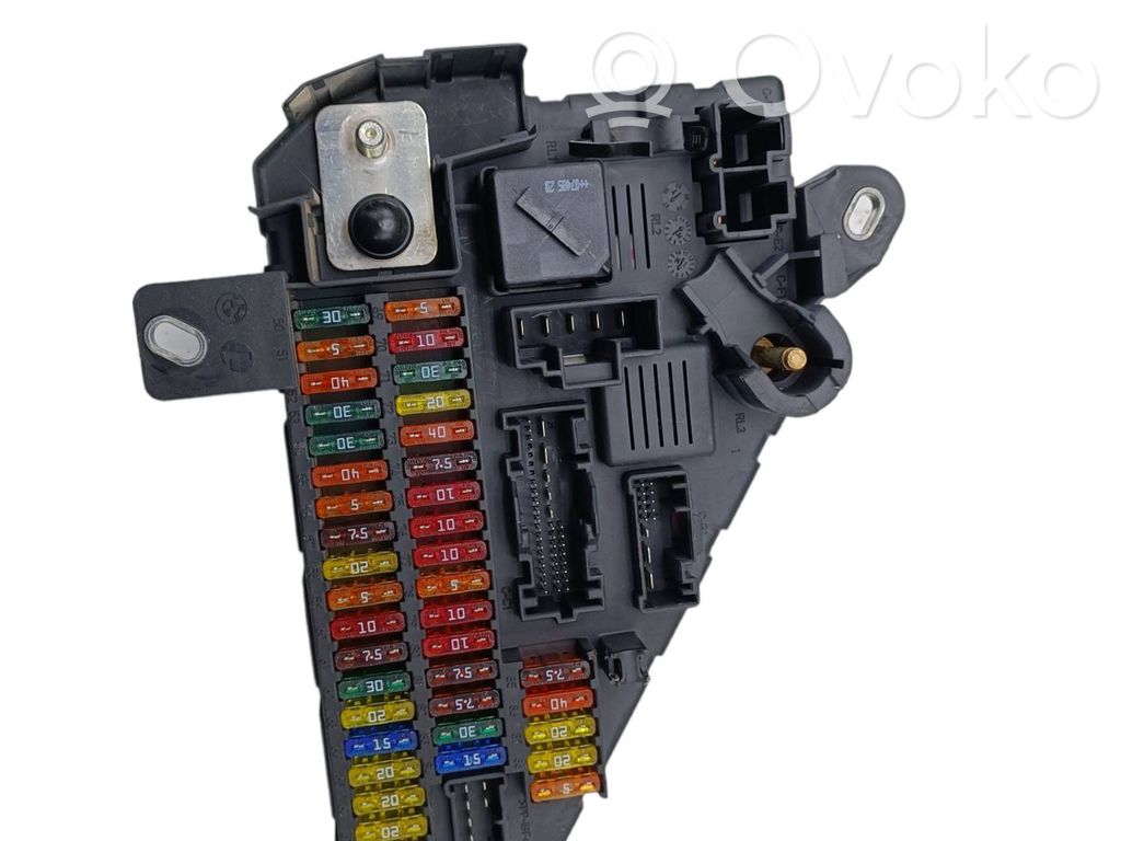 BMW 5 E60 E61 Fuse module 