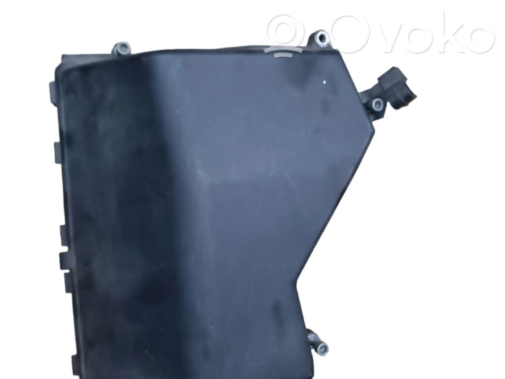 BMW 3 E46 Fuse box cover 