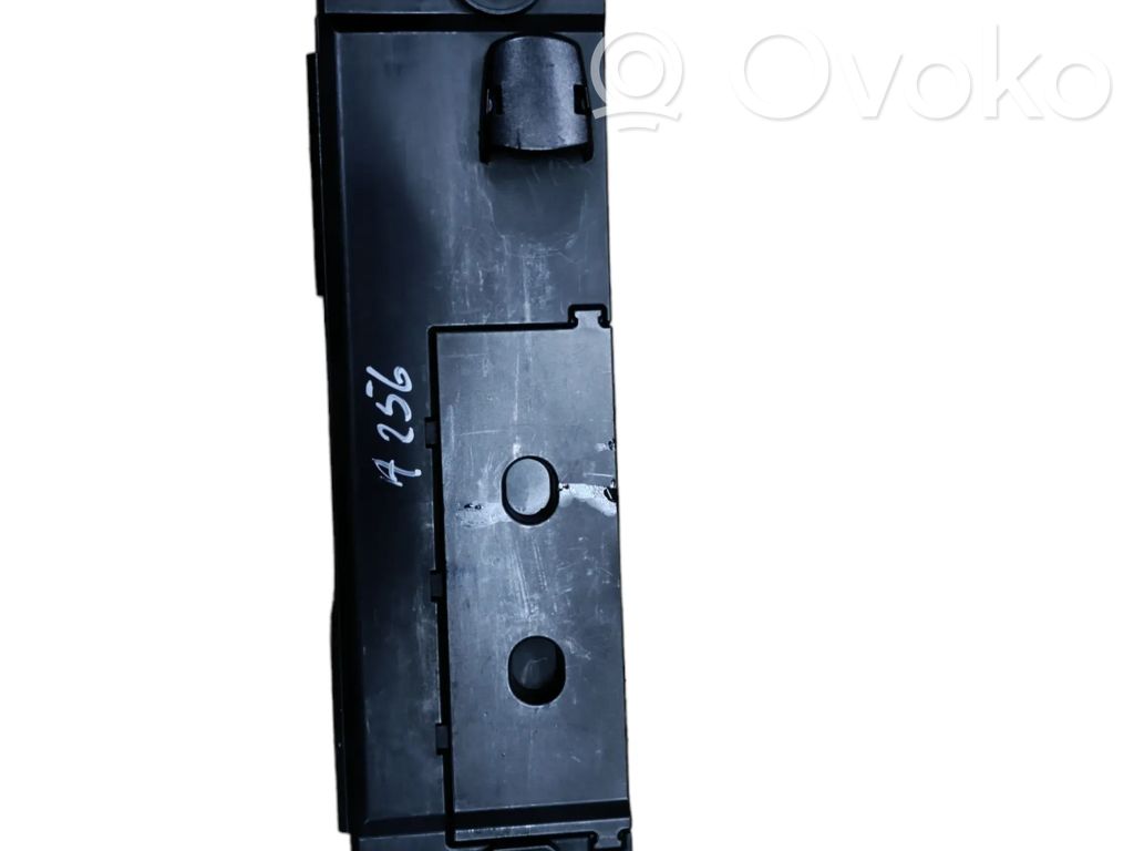 BMW 5 E60 E61 Other trunk/boot trim element 