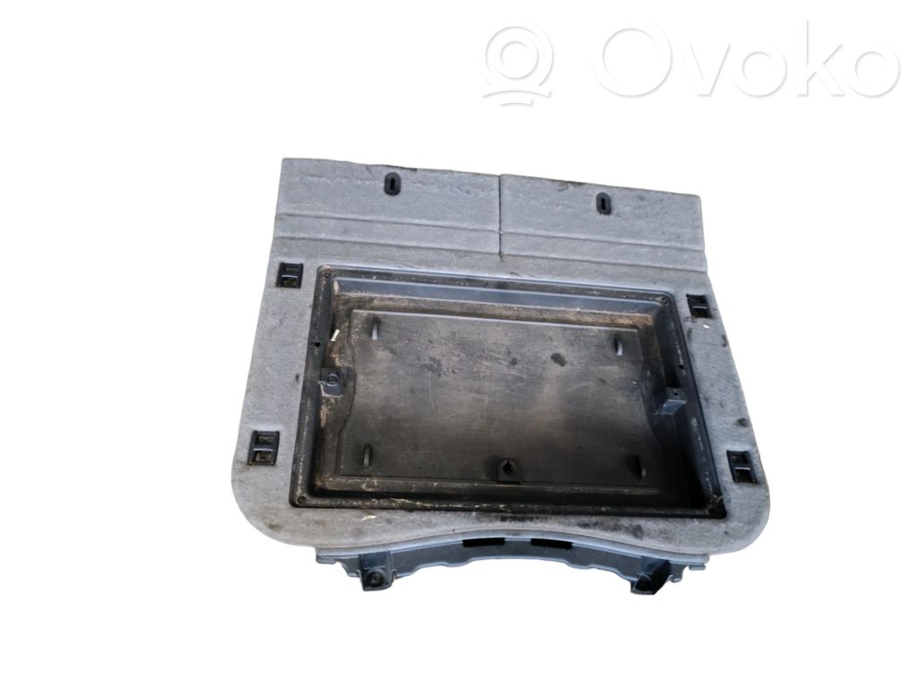 Trunk/boot floor carpet liner   5JY871DHAH