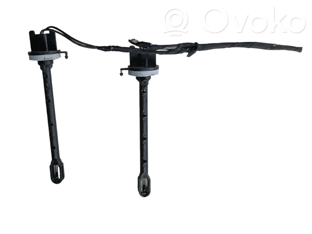 Interior temperature sensor   69681759