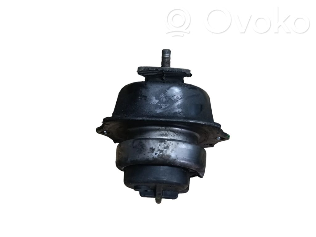 BMW X5 E70 Engine mount bracket 