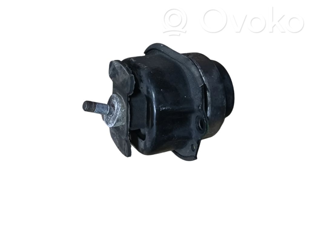 BMW X5 E70 Engine mount bracket 