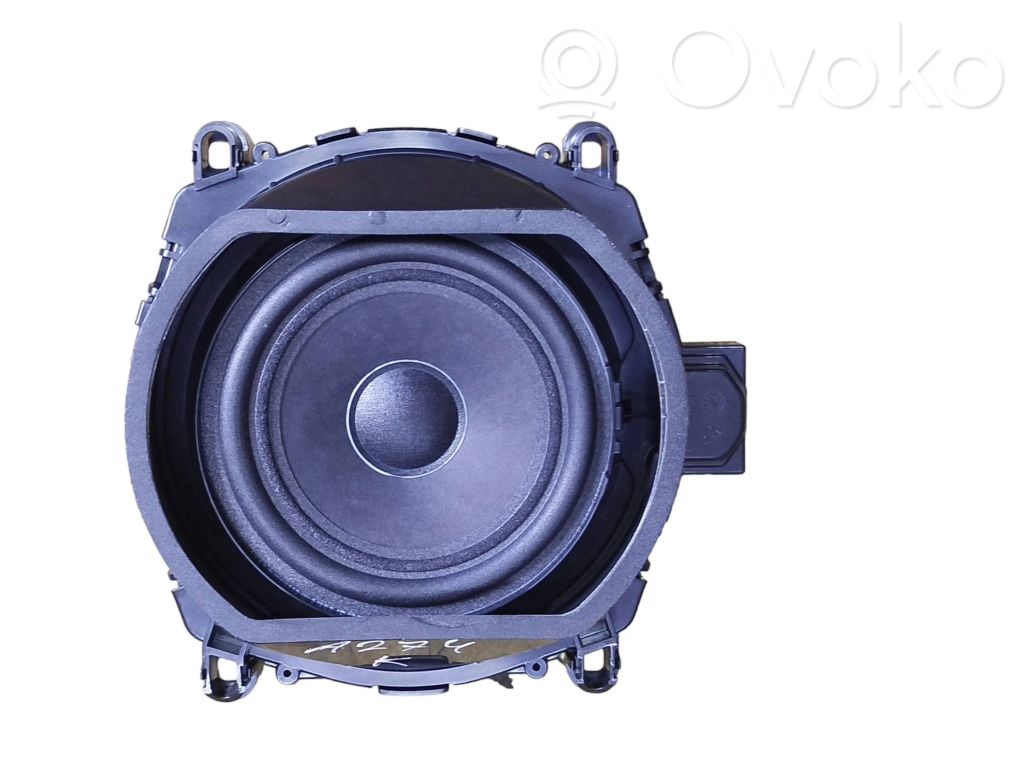 BMW X3 F25 Altavoz de la puerta delantera 