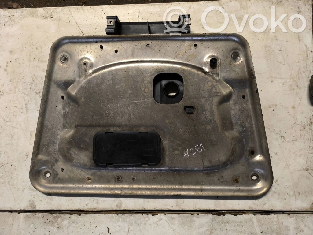 BMW X3 E83 Engine splash shield/under tray 