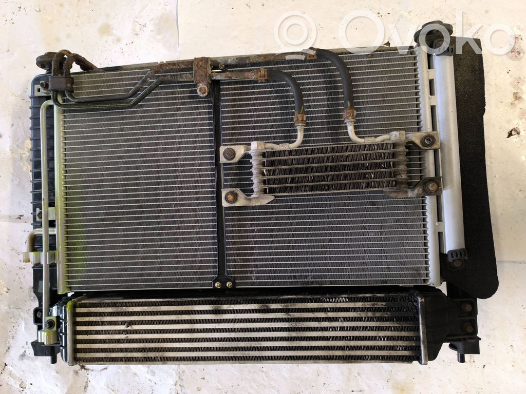 Opel Antara Radiatora komplekts 