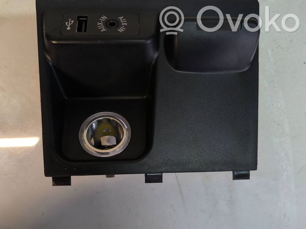 BMW X5 F15 Enchufe conector USB 