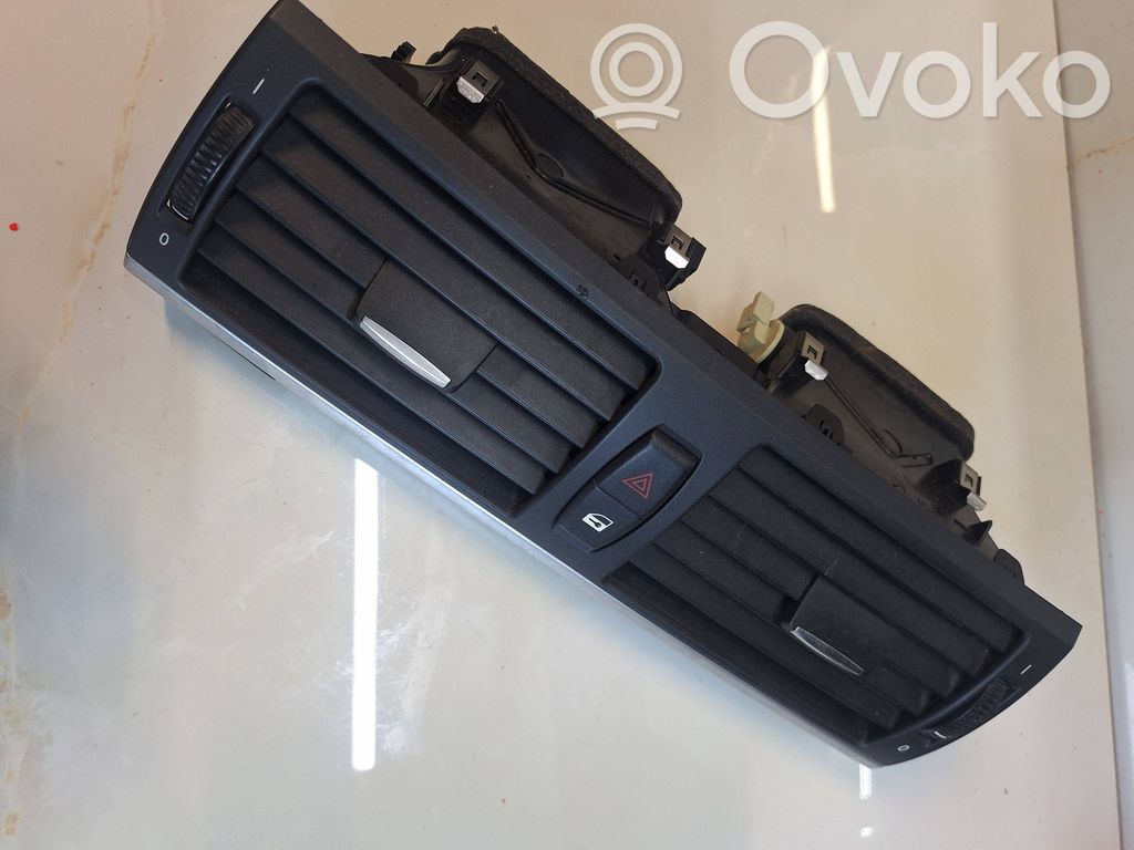 BMW X6 E71 Centrinės oro grotelės 