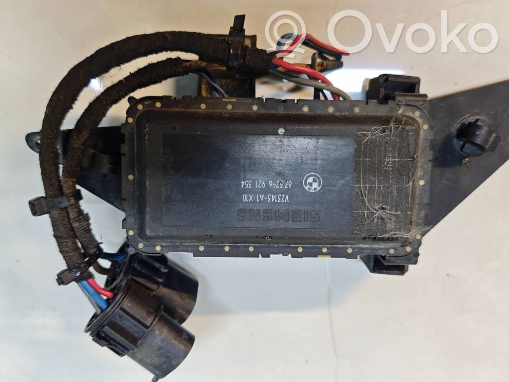 BMW 5 E39 Coolant fan relay 