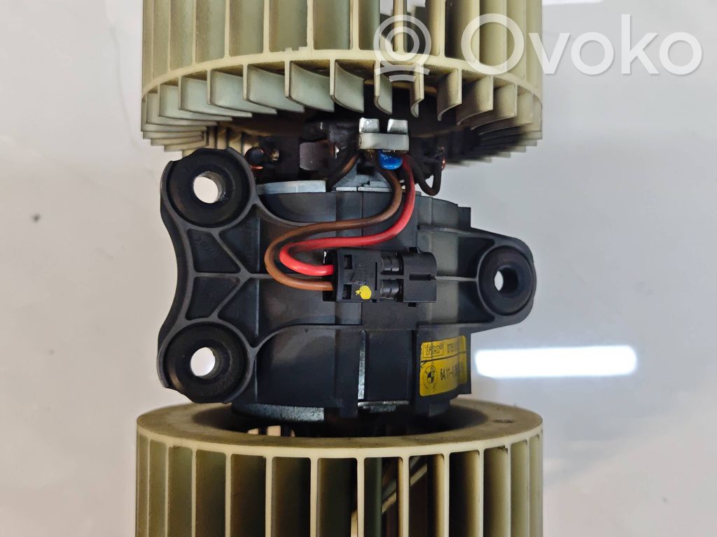 BMW 5 E39 Mazā radiatora ventilators 