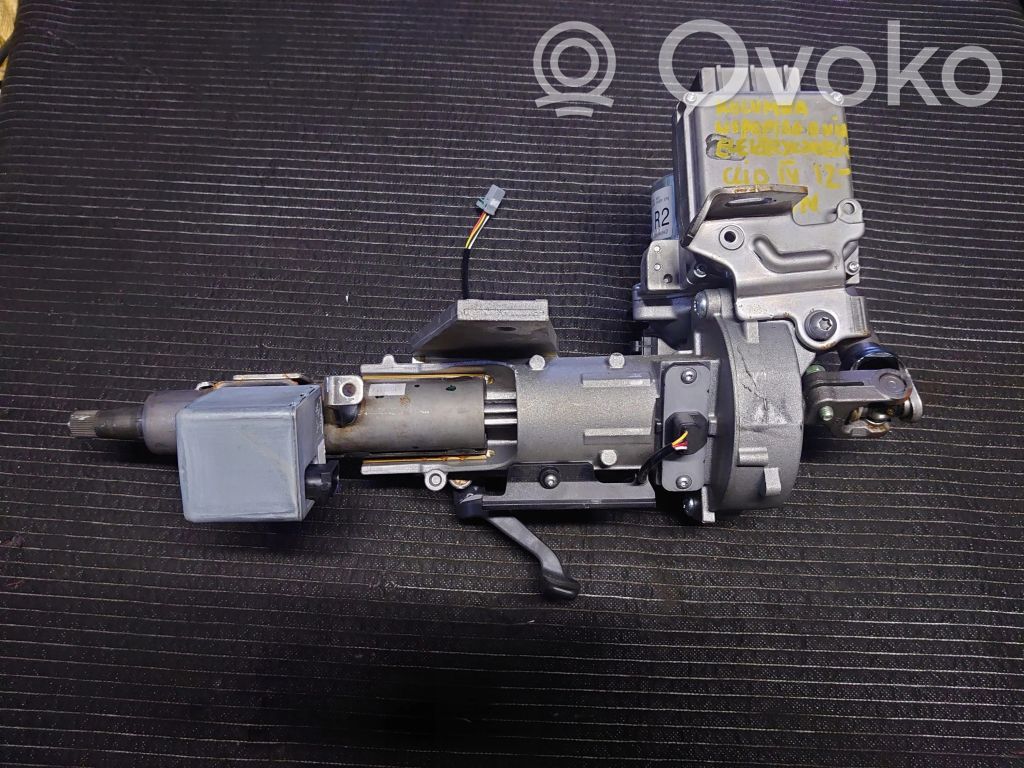 Renault Clio IV Ohjauspyörän akseli 