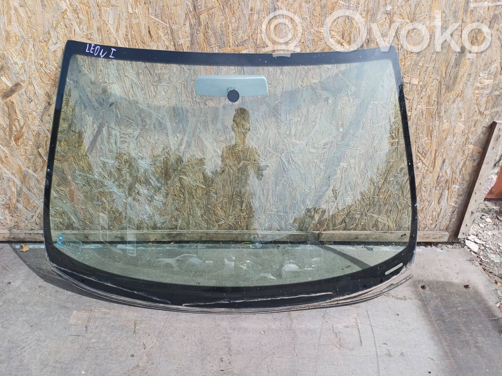 Seat Leon (1M) Front windscreen/windshield window 