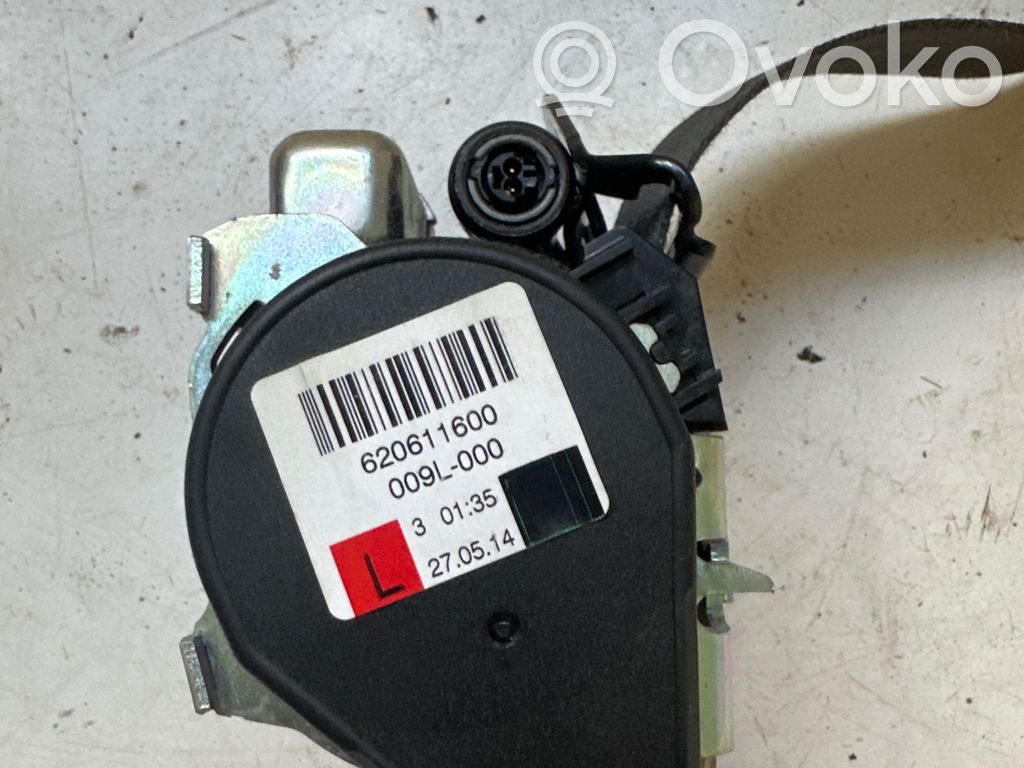 Opel Zafira C Cinturón delantero 