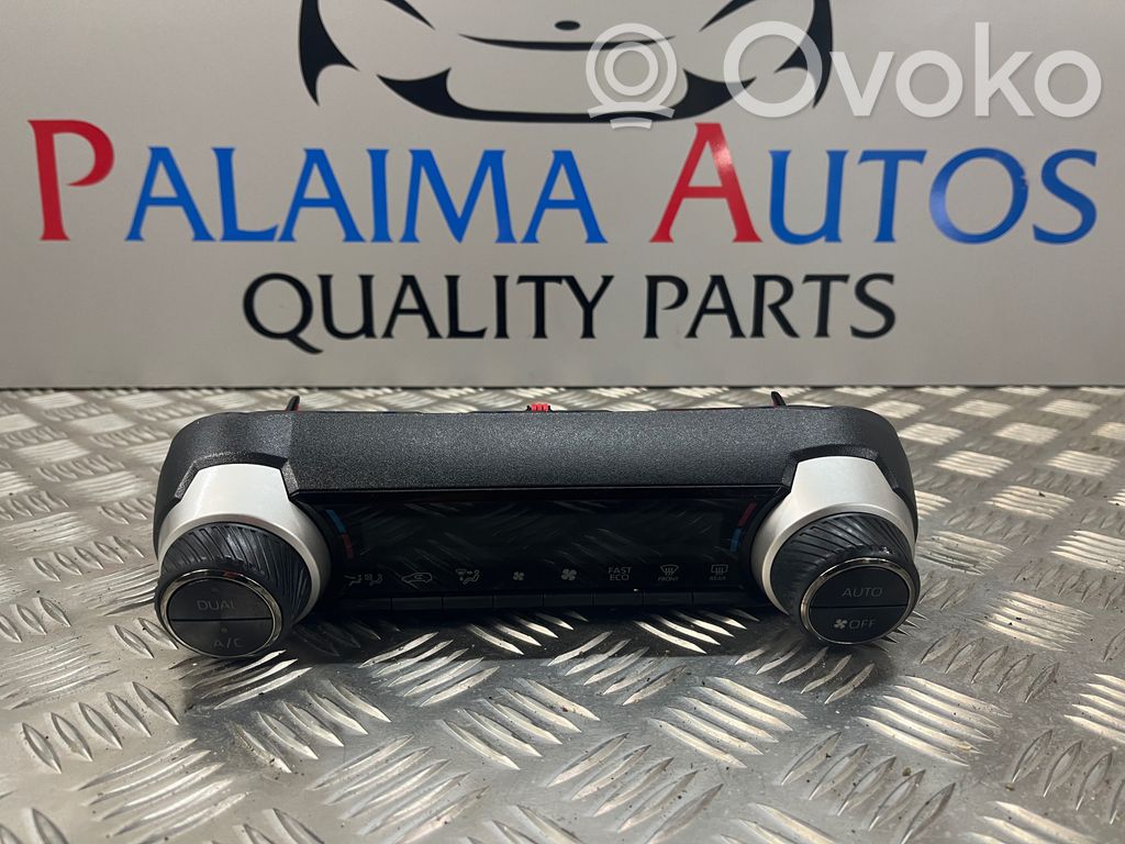 Toyota RAV 4 (XA50) Panel klimatyzacji 