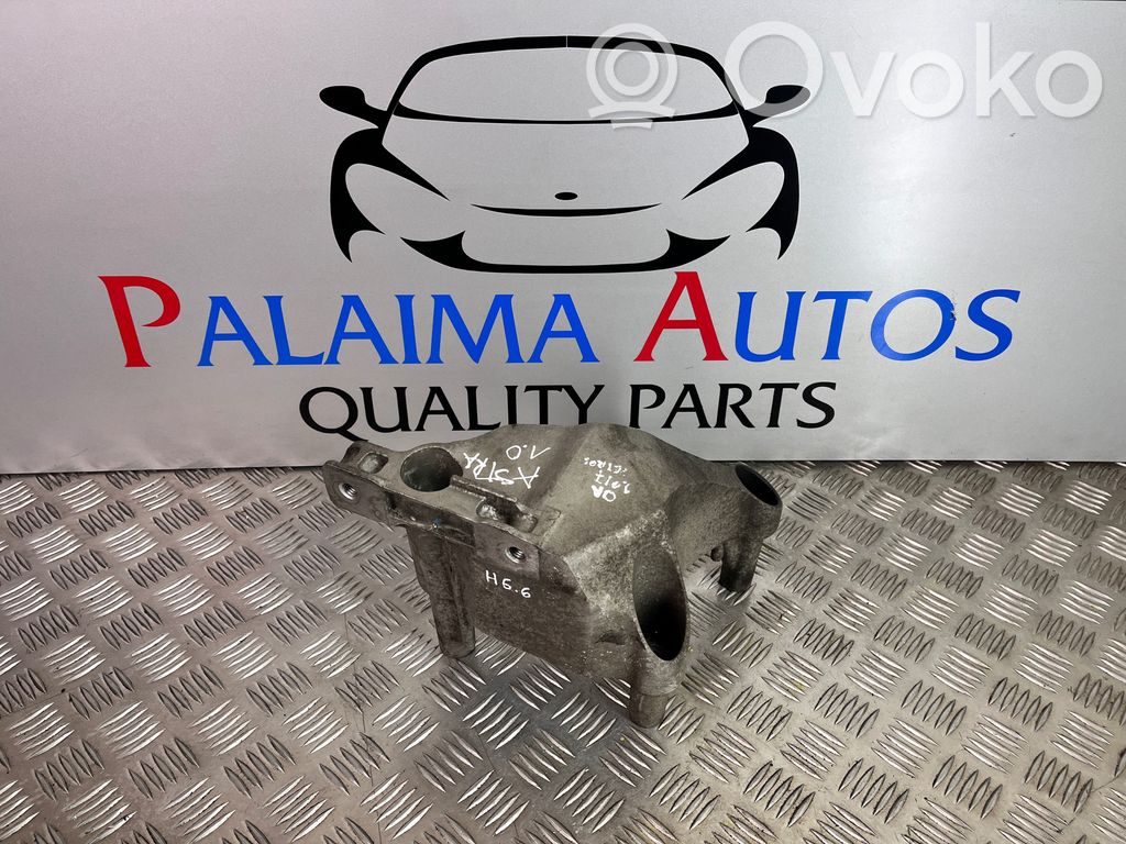 Engine mounting bracket   13366780