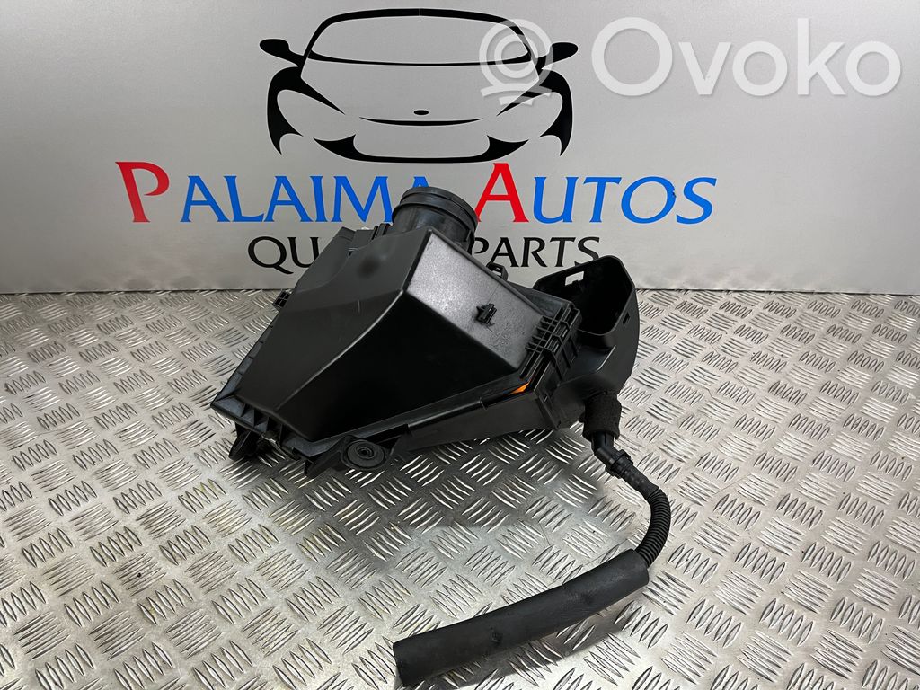 Air filter box   AD851259901N
