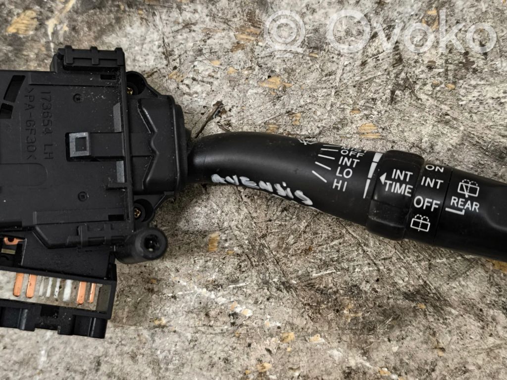 Toyota Avensis Verso Headlight wiper switch 