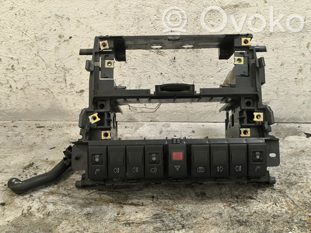 Audi A4 S4 B5 8D Console centrale 