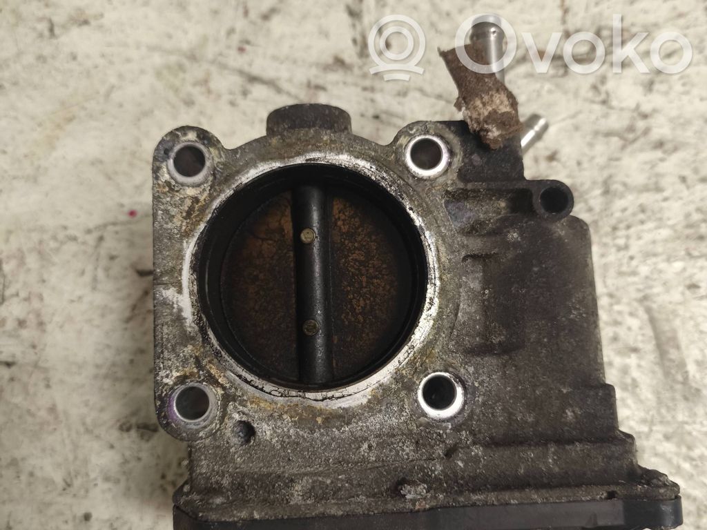 Toyota Avensis T250 Throttle valve 