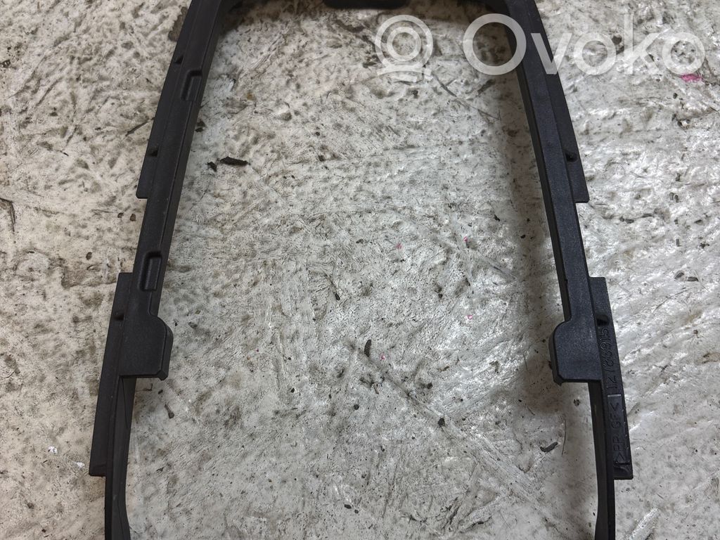 Saab 9-3 Ver2 Kita salono detalė 