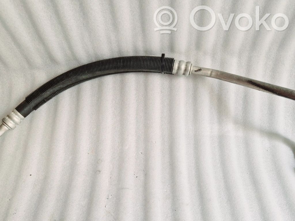 Ford Explorer V Air conditioning (A/C) pipe/hose 