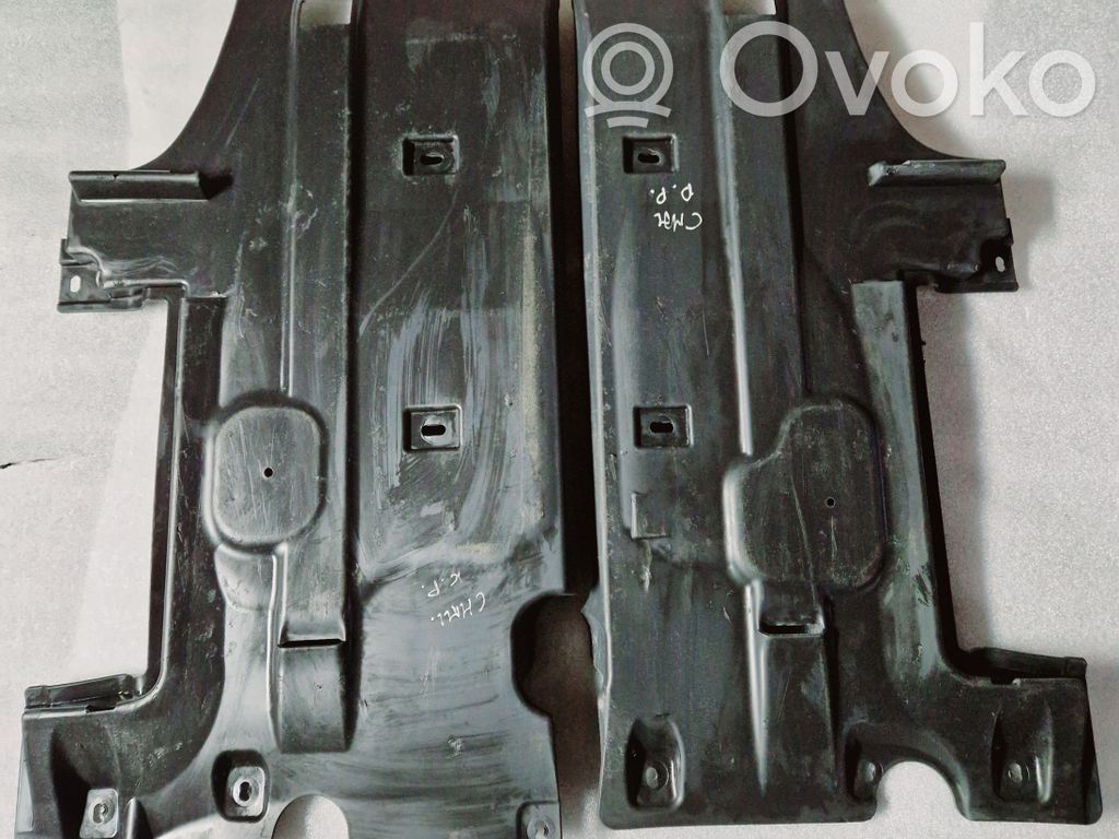 Dodge Challenger Osłona boczna podwozia 