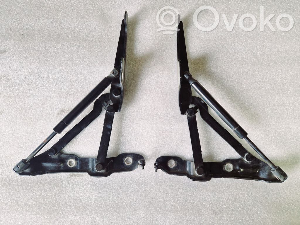 Chevrolet Camaro Tailgate/trunk/boot hinge 