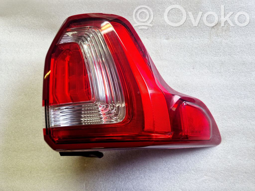 Ford Explorer V Takavalot 