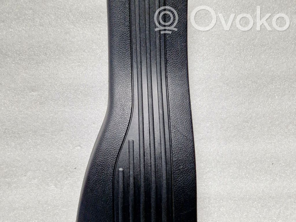 Ford Explorer V Rear sill trim cover 