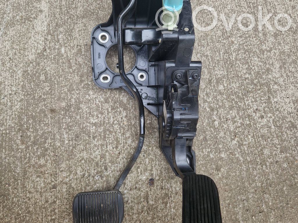 Pedal assembly   BB539F856HH,DB539F836AB