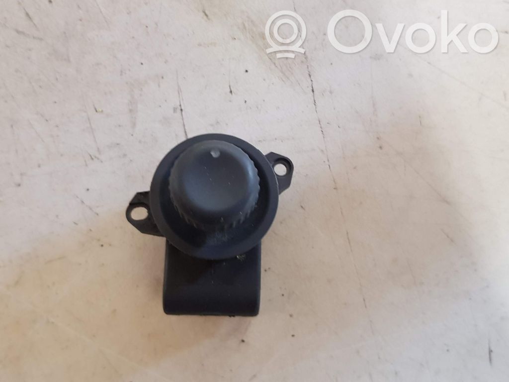 Renault Espace III Wing mirror switch 