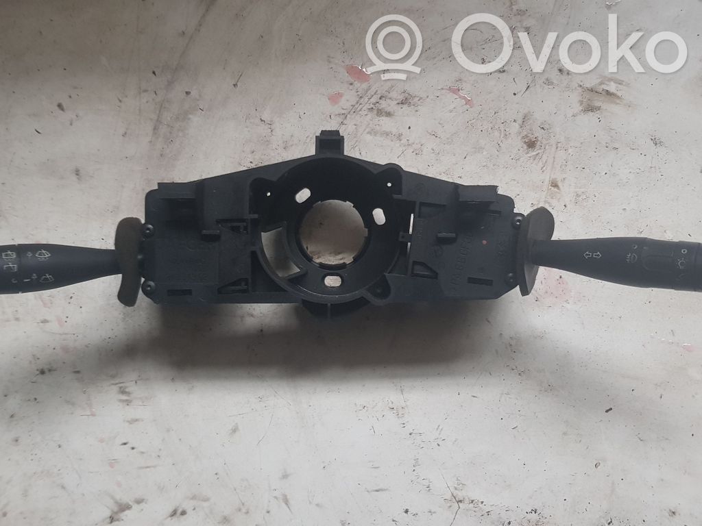 Peugeot 206 Wiper turn signal indicator stalk/switch 
