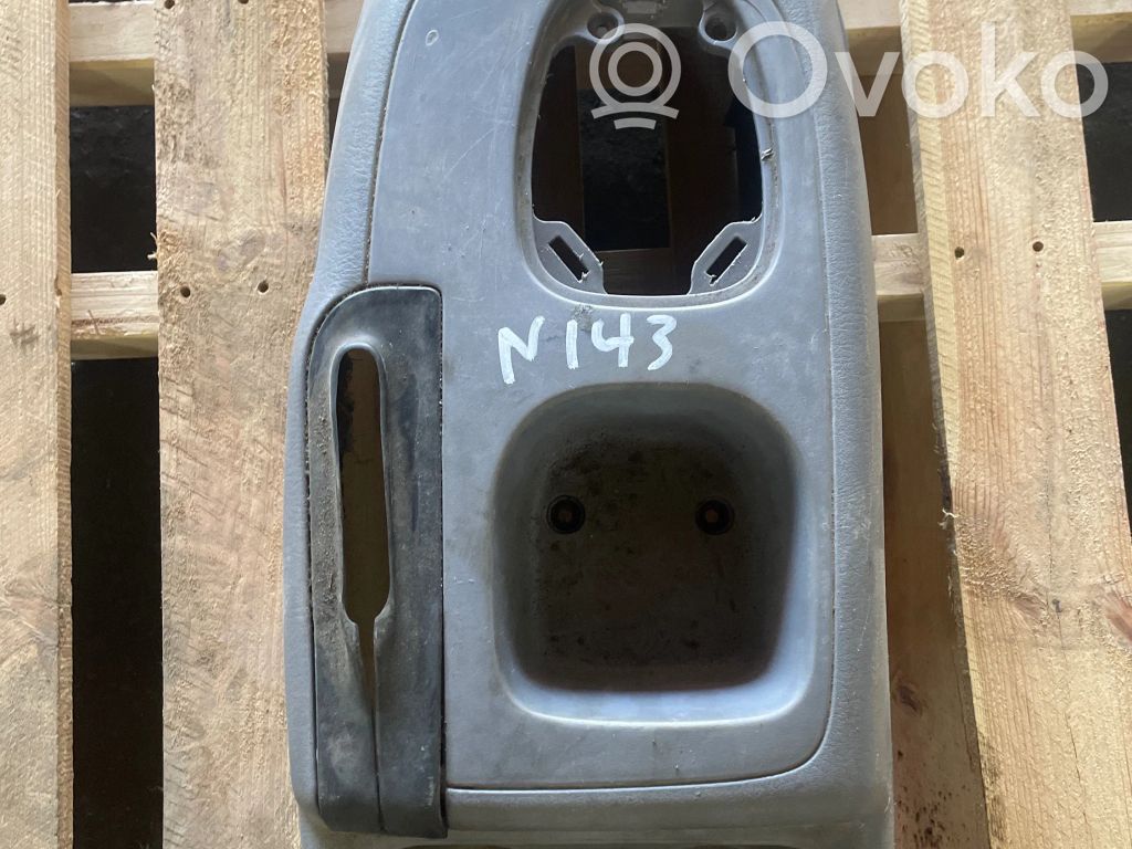 Chrysler Voyager Center console 