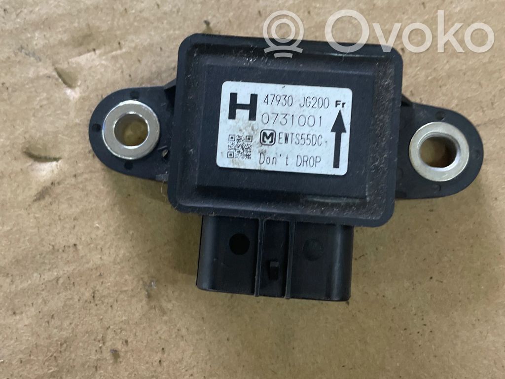 Nissan Juke I F15 ESP acceleration yaw rate sensor 