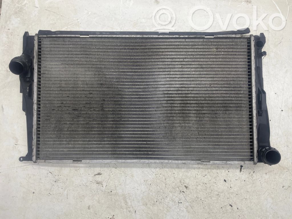 BMW X1 E84 Dzesēšanas šķidruma radiators 