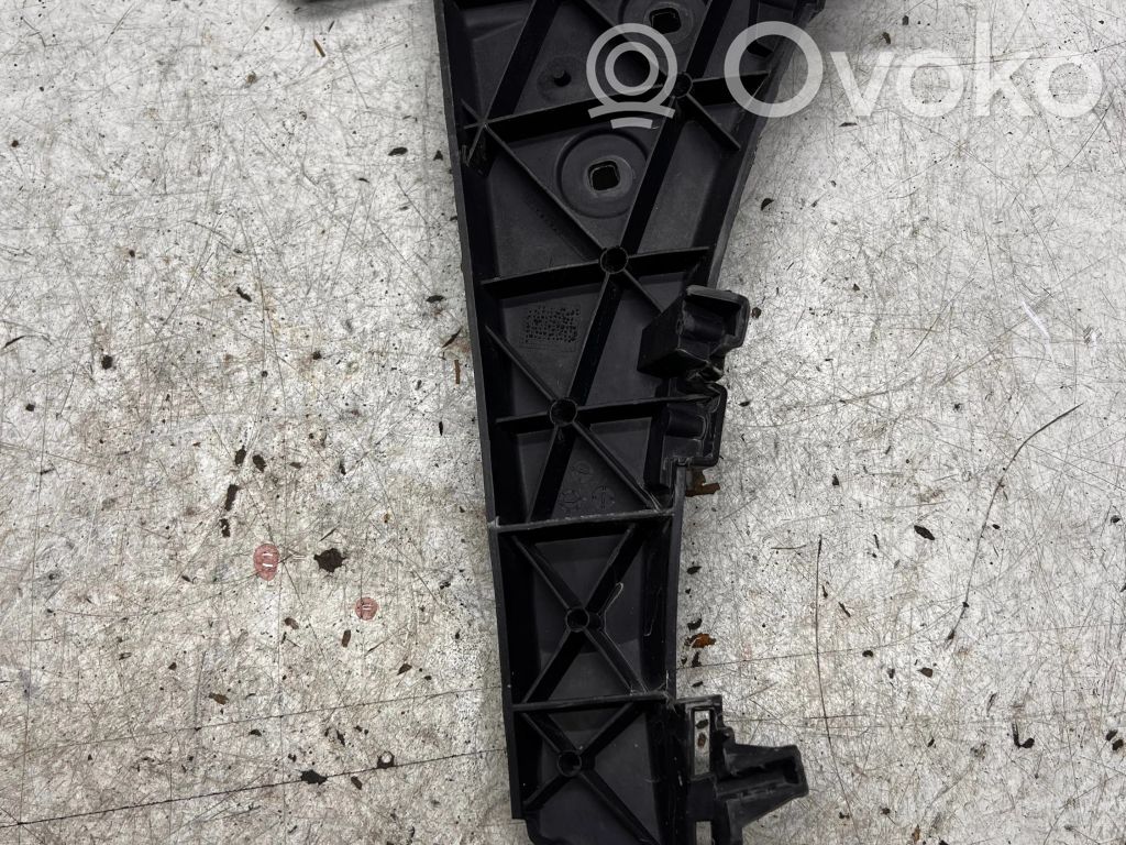 Audi Q7 4L Front bumper mounting bracket 