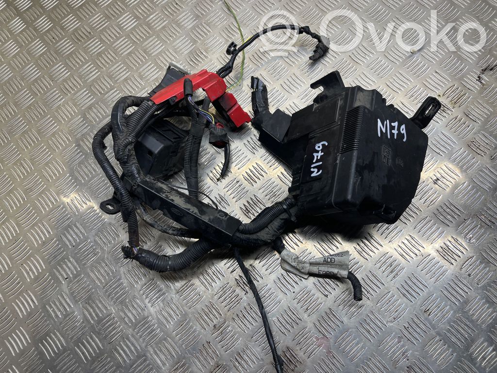 Ford Turneo Courier Drošinātāju kaste (komplekts) 