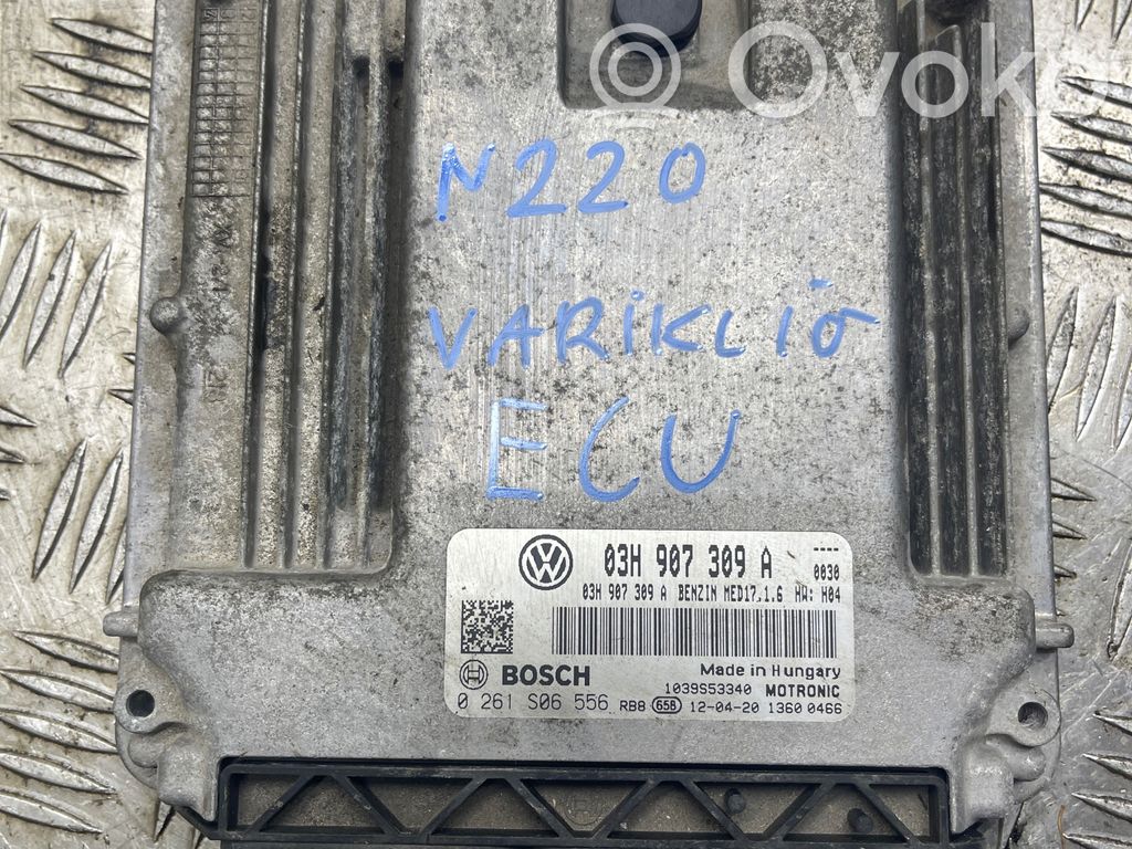 Volkswagen PASSAT CC Engine control unit/module ECU 