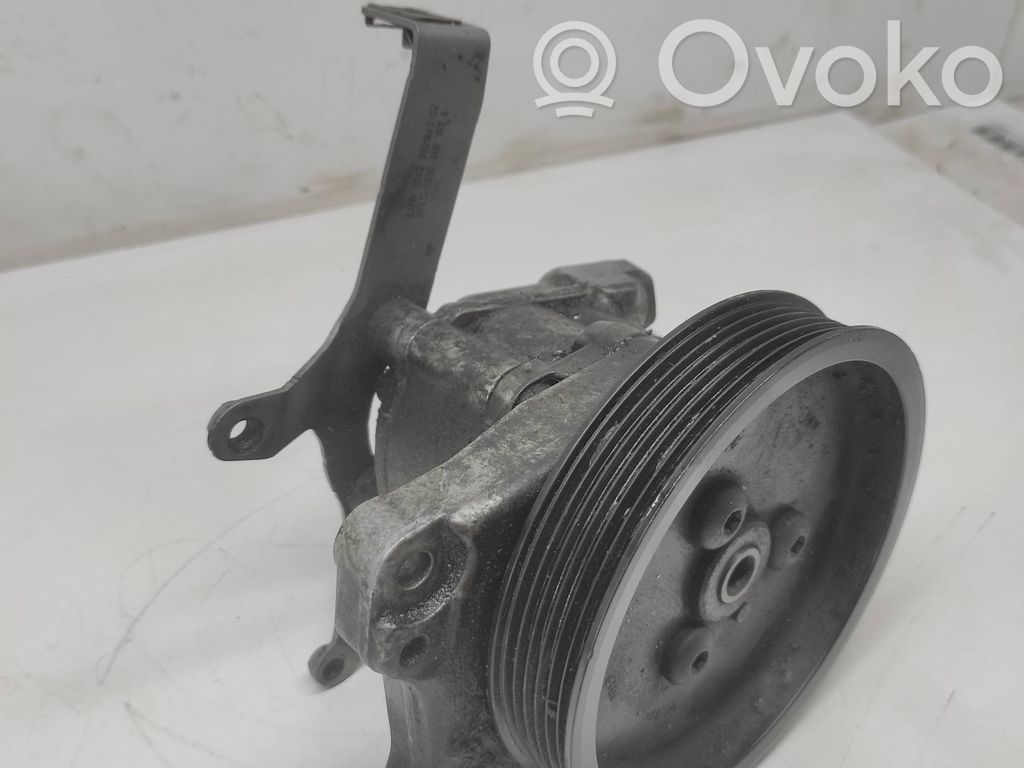 BMW 5 E60 E61 Vairo stiprintuvo siurblys 