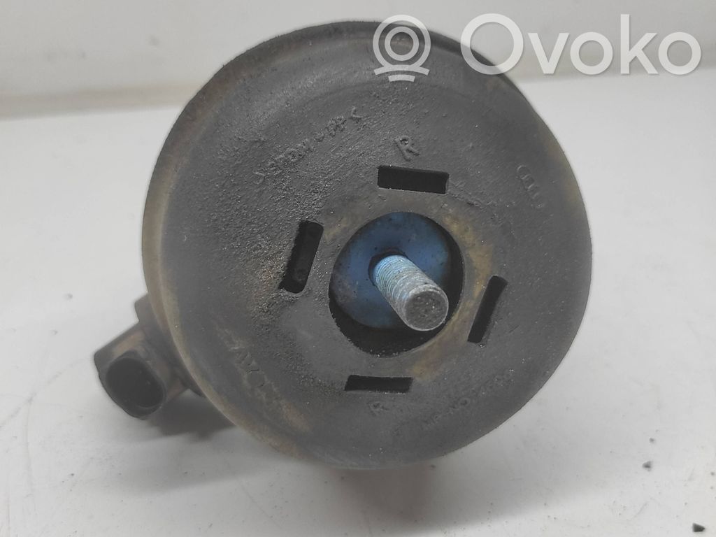 Audi A6 S6 C6 4F Engine mount bracket 