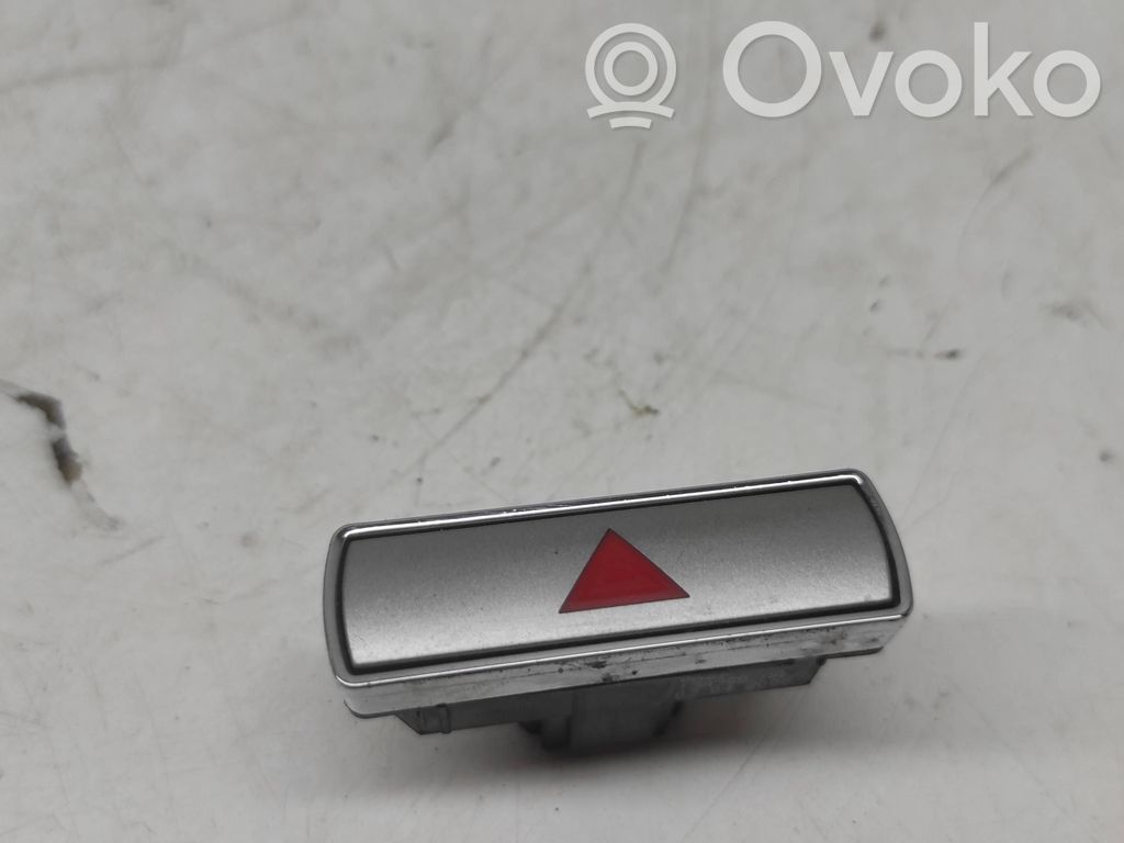 Ford Mondeo MK IV Hazard light switch 