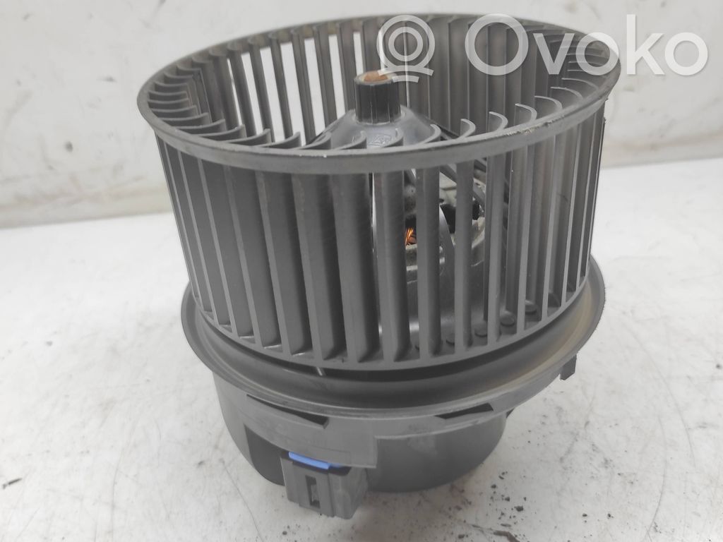 Ford Mondeo MK IV Lämmittimen puhallin 