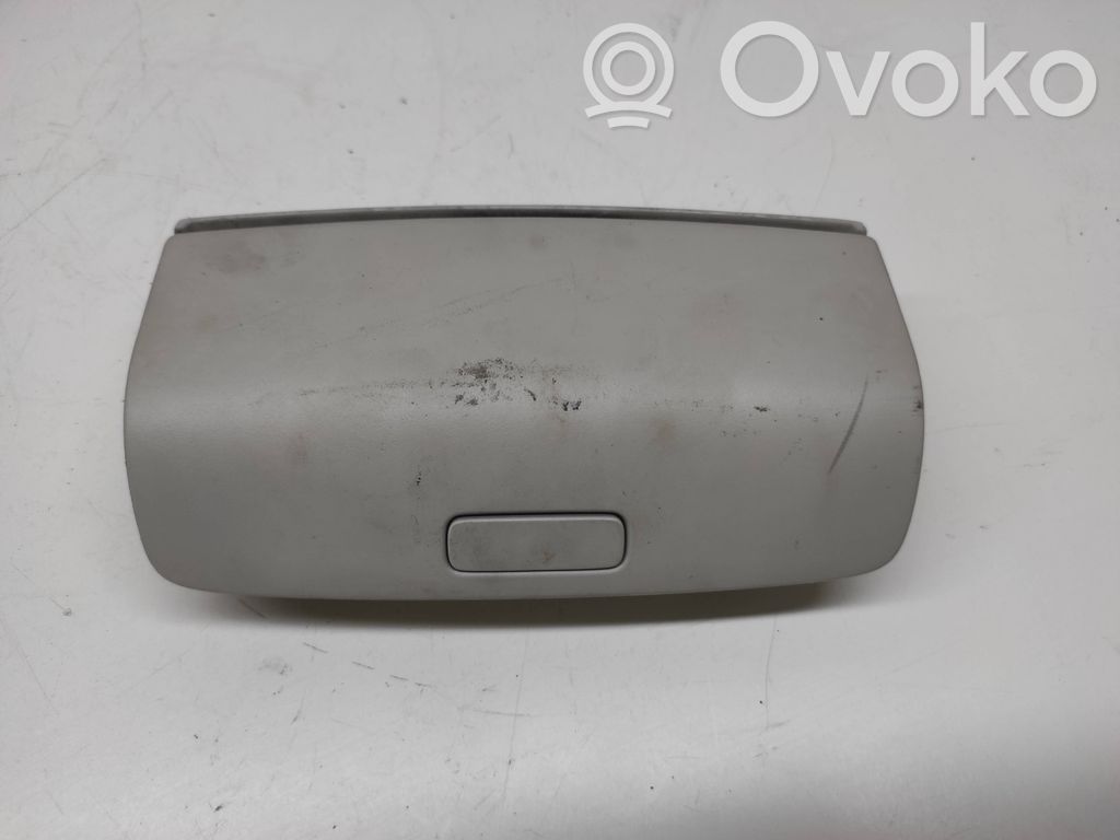 Volkswagen Golf V Schowek na okulary 