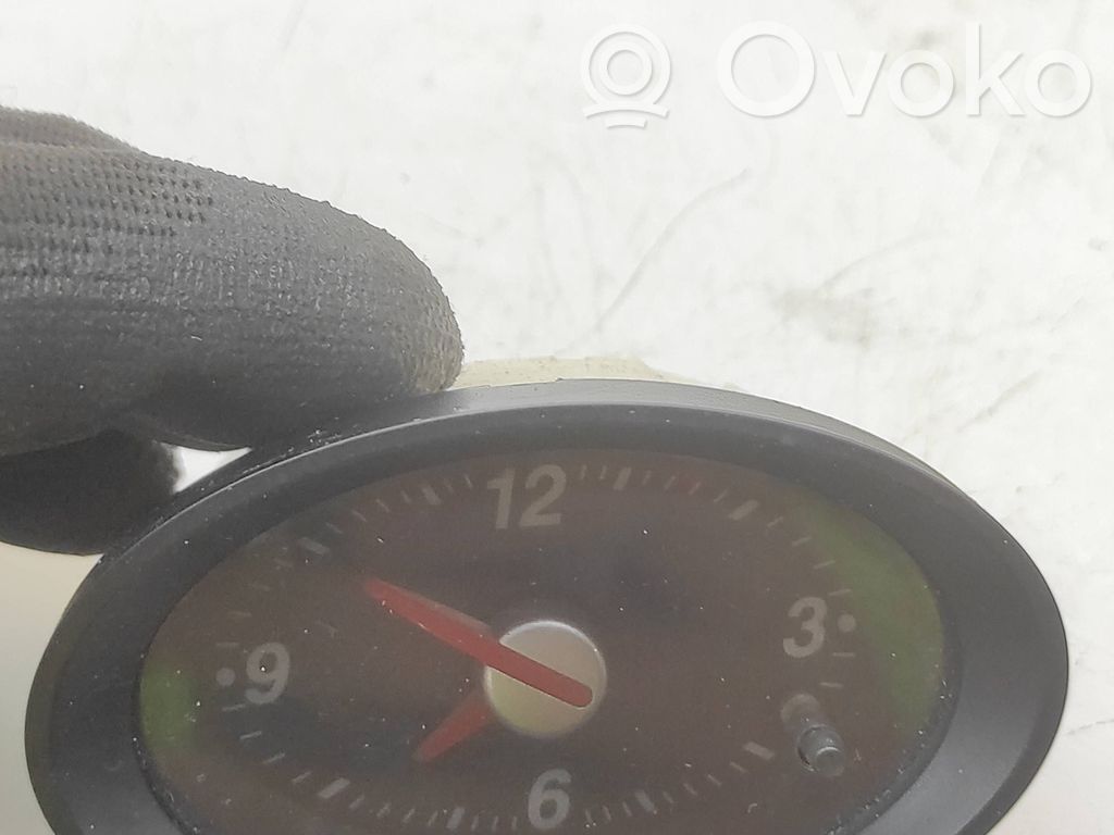 Volkswagen Sharan Clock 